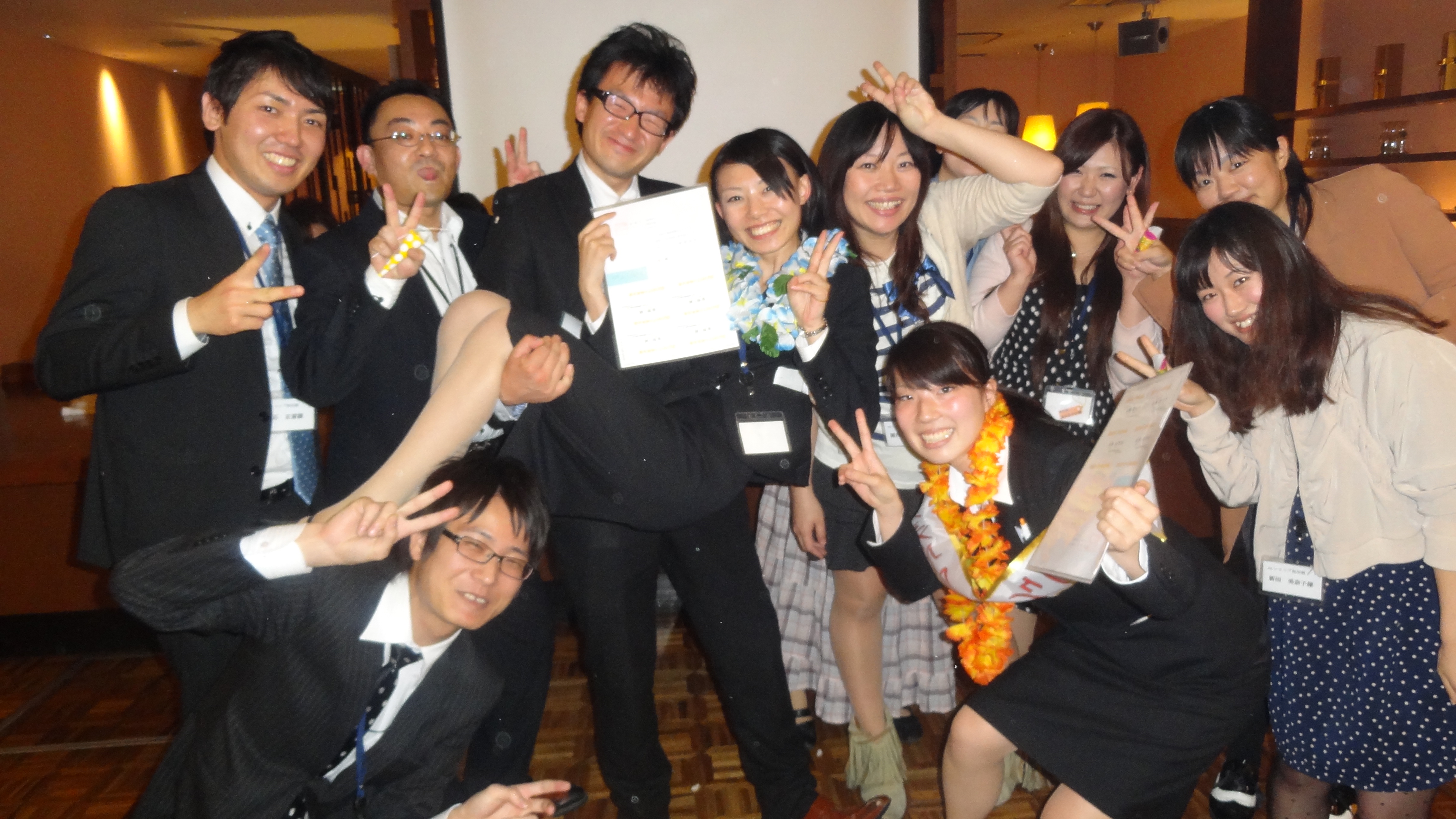 そそる　集合写真 